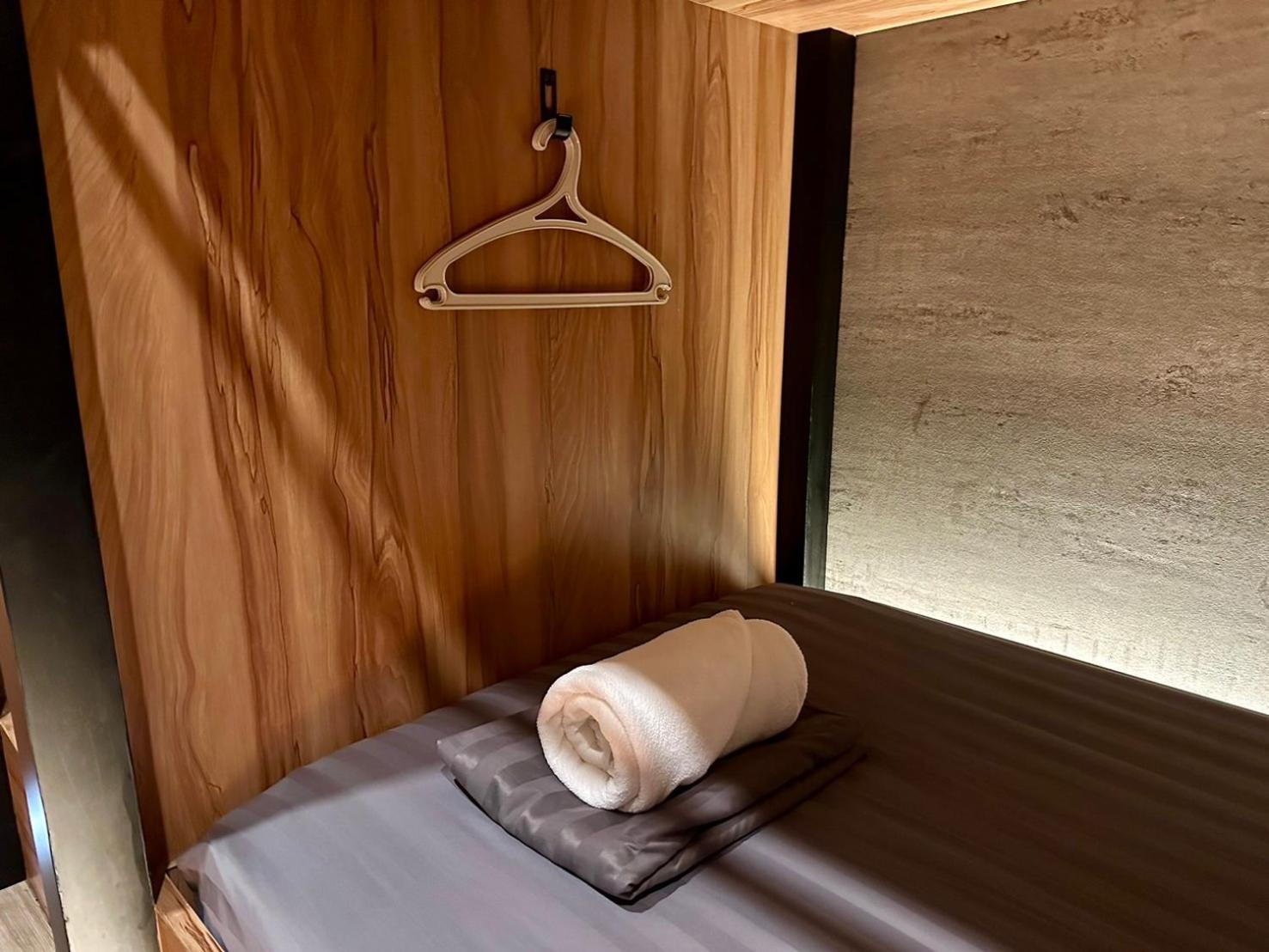 Niece Hostel Phuket - Sha Extra Plus Kültér fotó